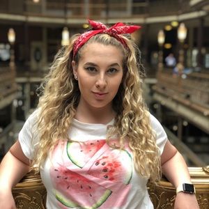 Meet your Posher, Emily